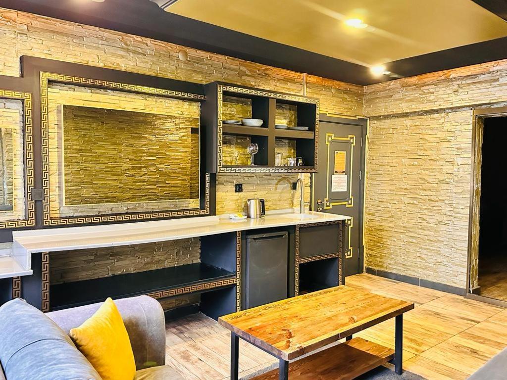 Апартаменти Golden Rock House Анкара Екстер'єр фото